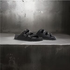 BIRKENSTOCK 1774 Florida III in Black - NIB (in box)